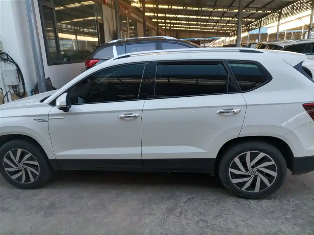Volkswagen Tharu New Energy 2021 Panorama Premium Edition фото 21