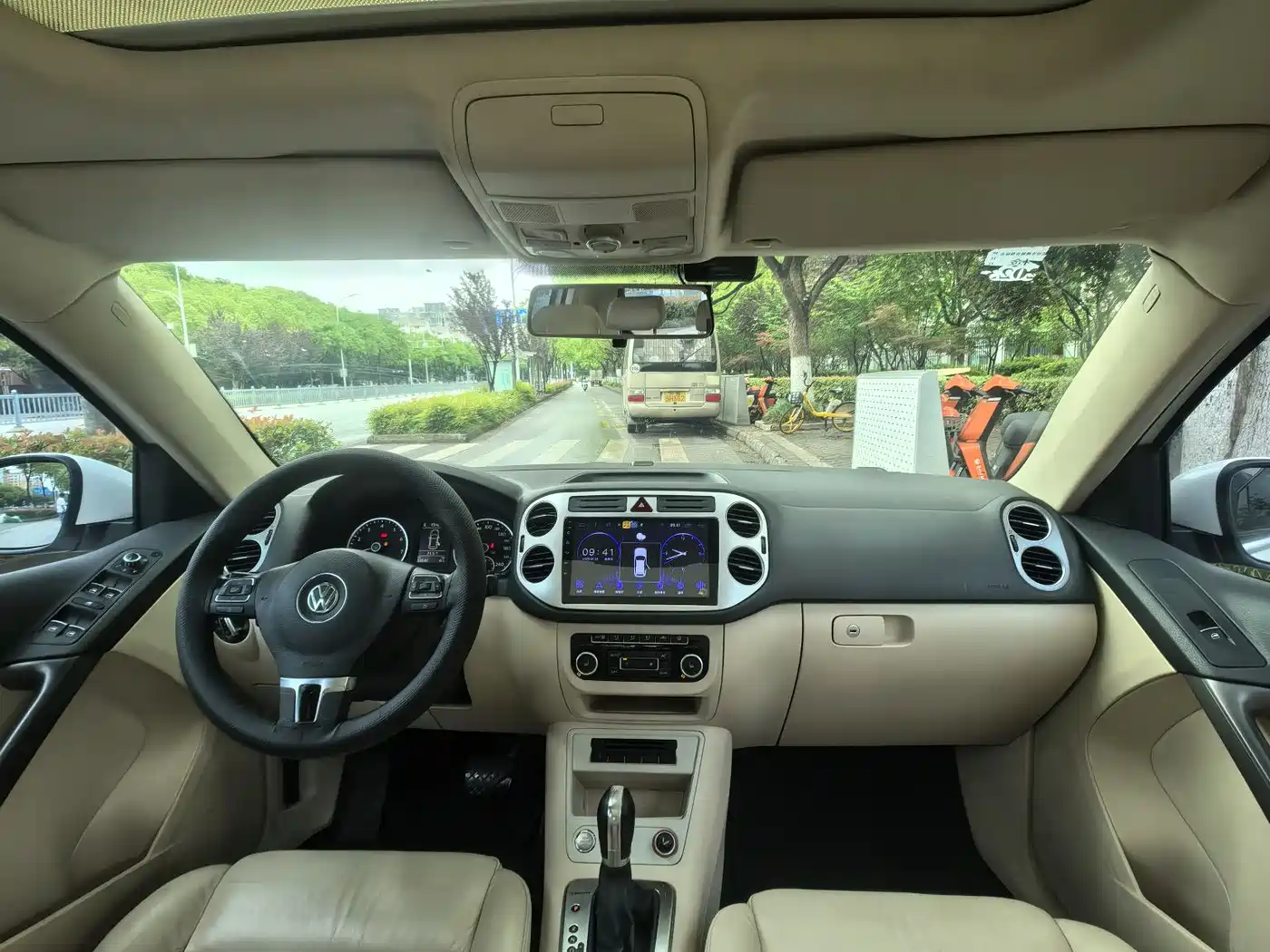 Volkswagen Tiguan 2012 1.8TSI Automatic 4WD Elite Edition фото 14