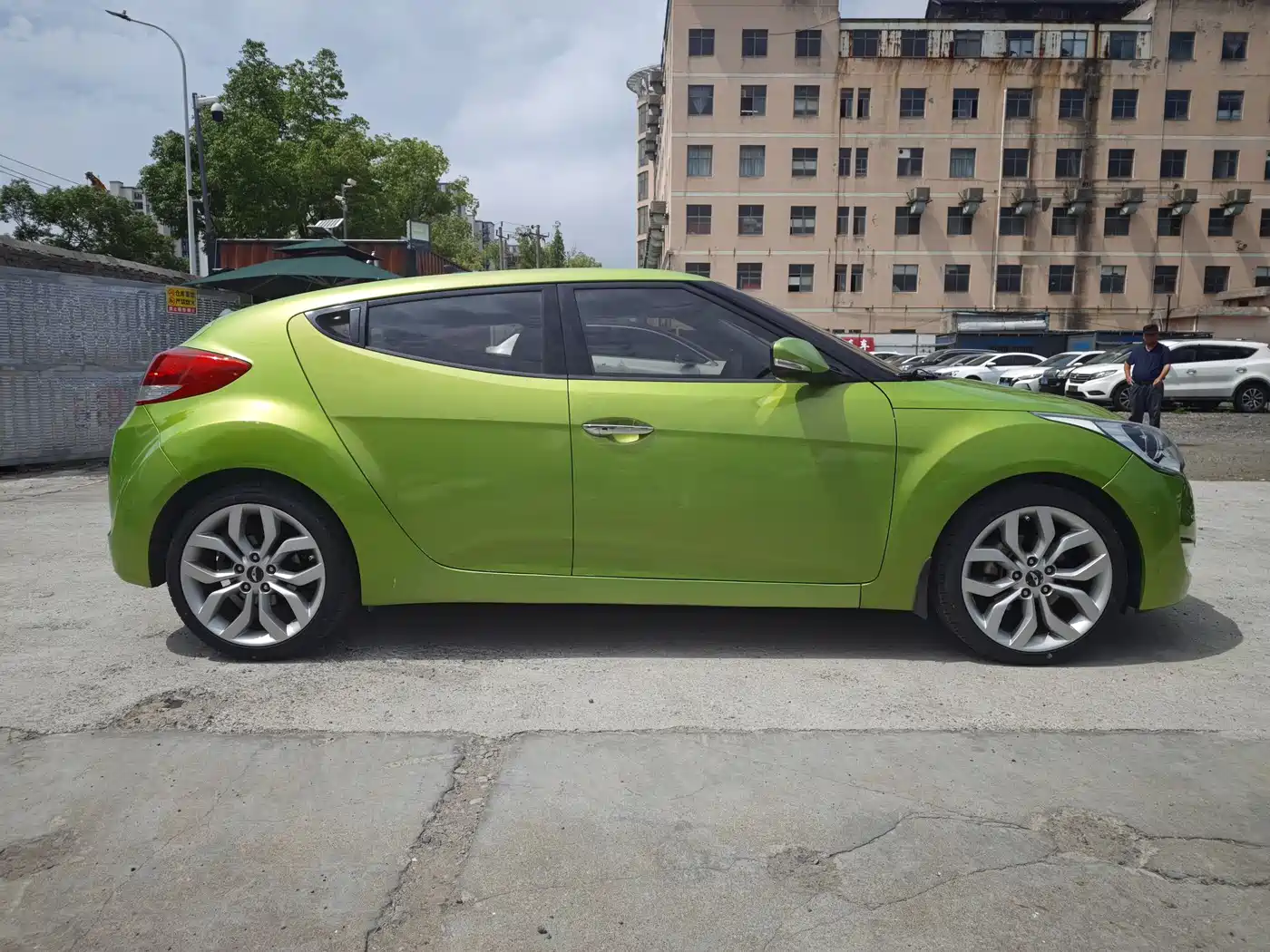 Hyundai Veloster 2011 1.6L Automatic Flagship Edition фото 4