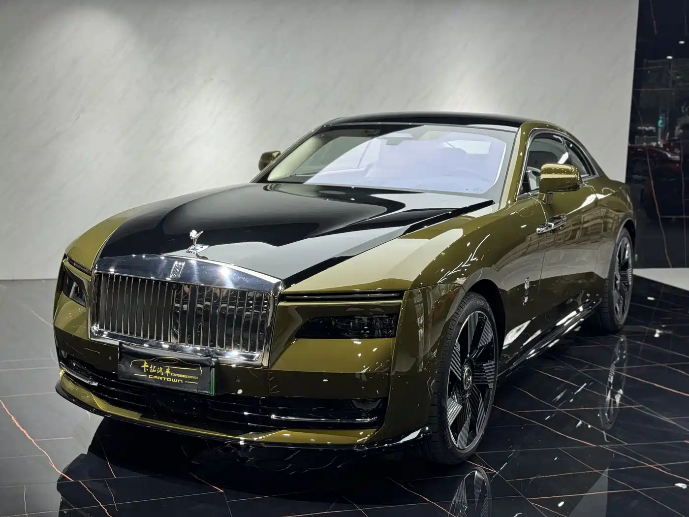 Rolls-Royce Spectre 2024 Standard Model фото 4