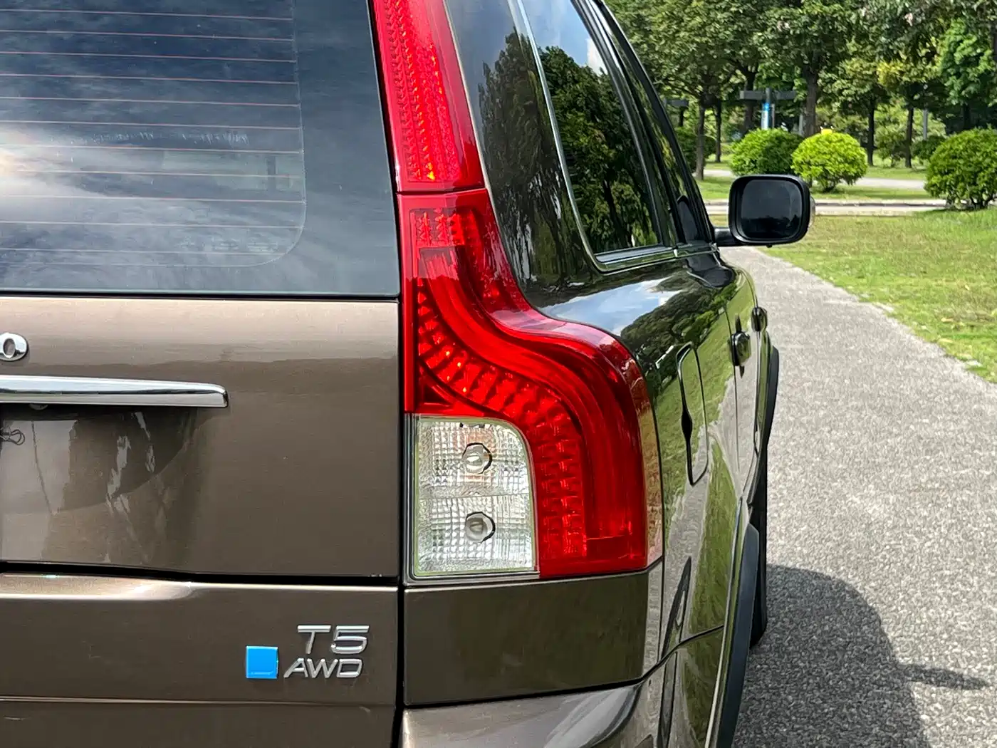 Фото 9 - Volvo XC90