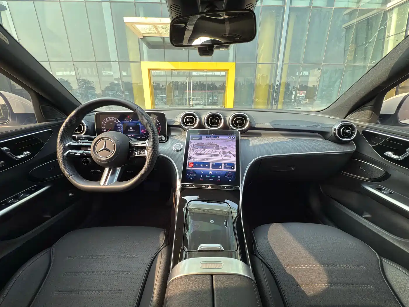Mercedes-Benz C-Class 2024 Facelift C 200 L Sport фото 8