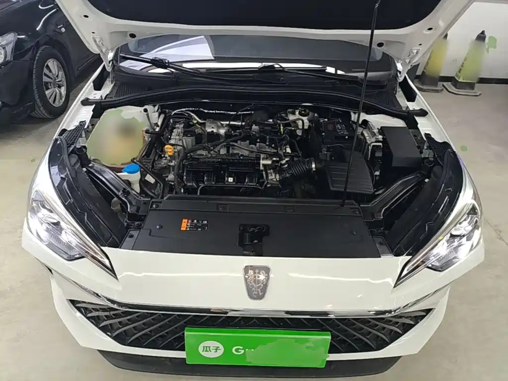 Roewe i5 2025 2023 1.5L CVT Luxury Edition