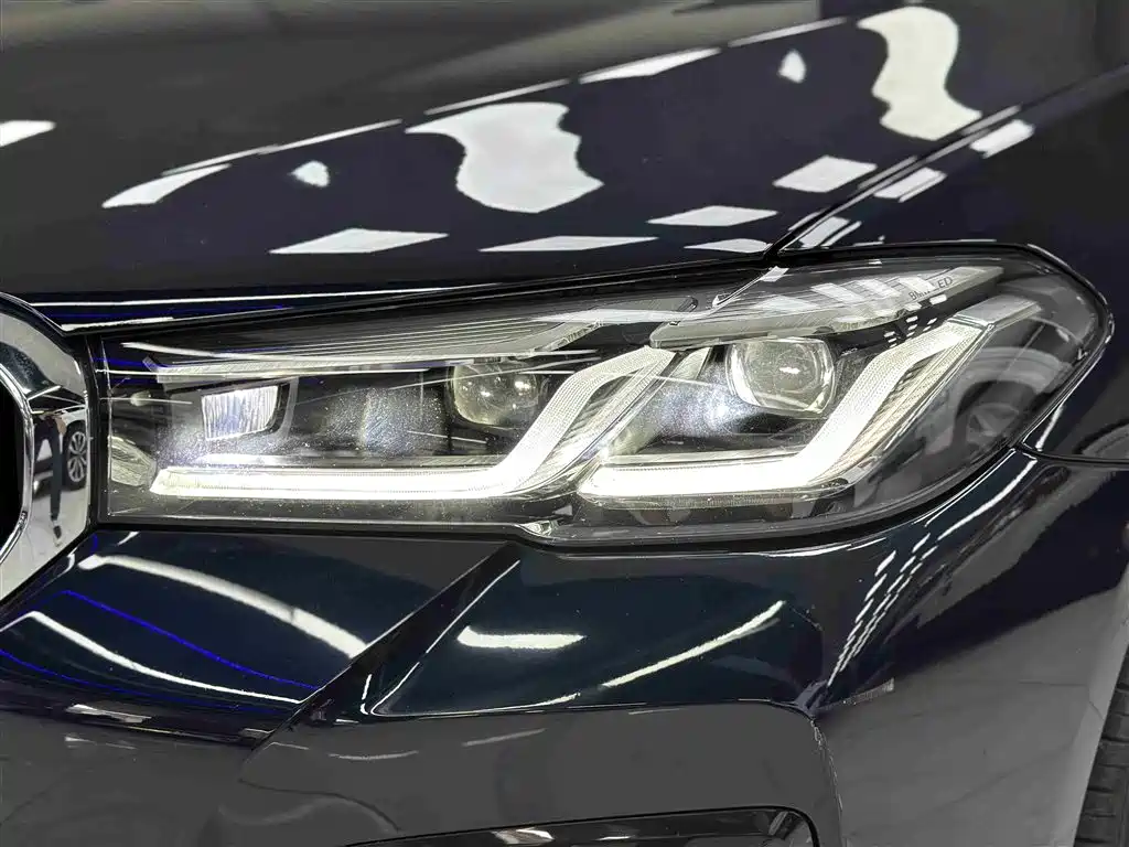 BMW 5 Series New Energy 2022 Model Second Facelift 535Le M Sport Package фото 7
