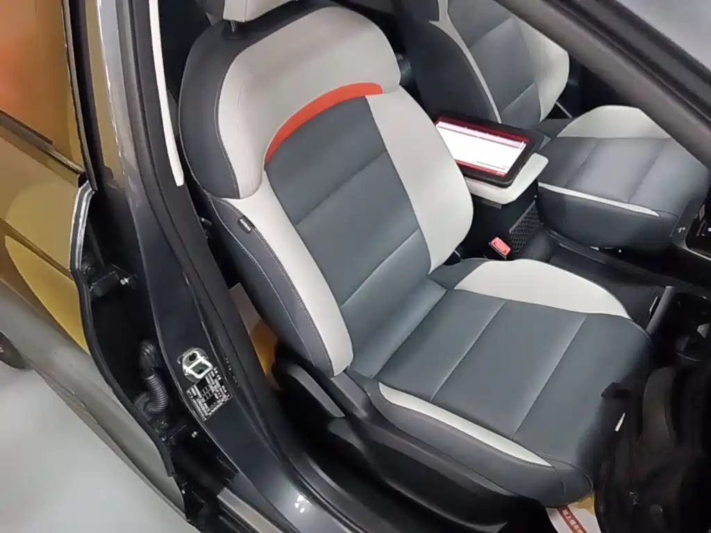MG MG4 EV 2023 2022 Model 425km Flagship