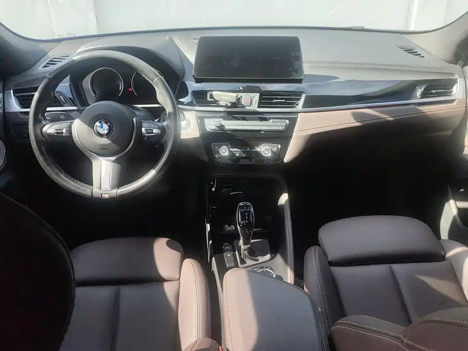 Фото 12 - BMW X2