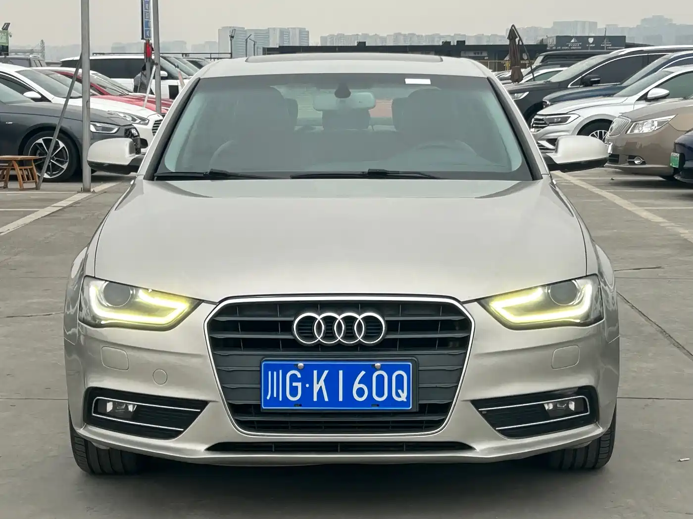Audi A4L 2015 30 TFSI Auto Comfort фото 2
