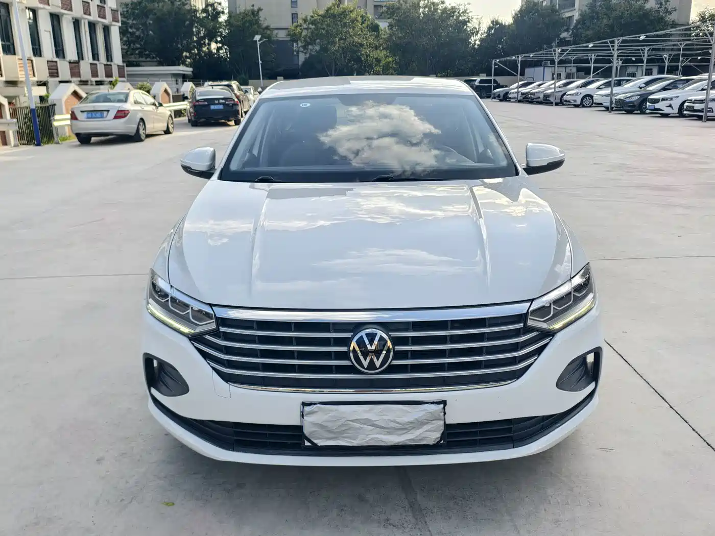 Volkswagen Lavida, миниатюра 2