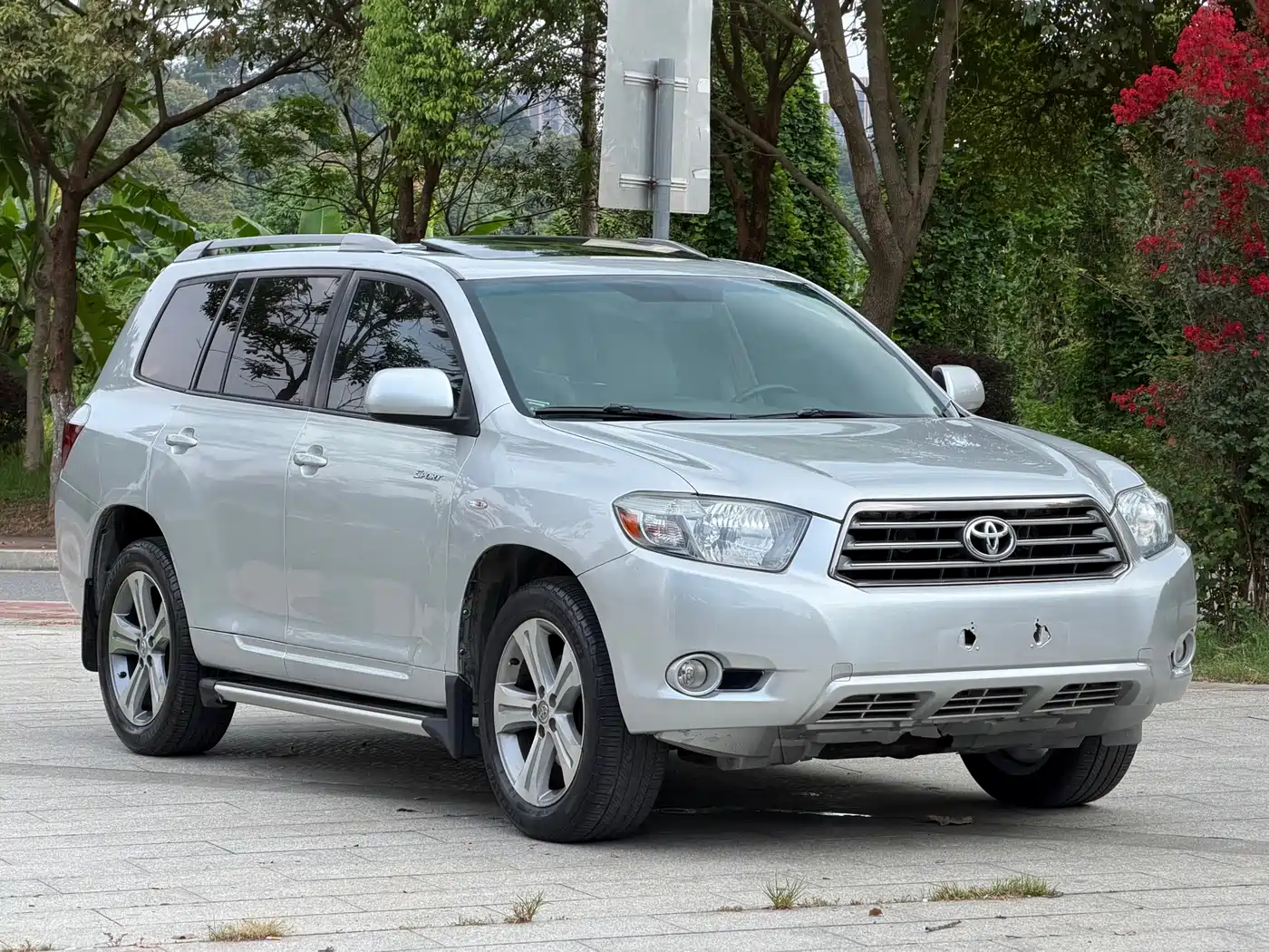Toyota Highlander 2010 2009 3.5L 4WD 7-seater Luxury Edition
