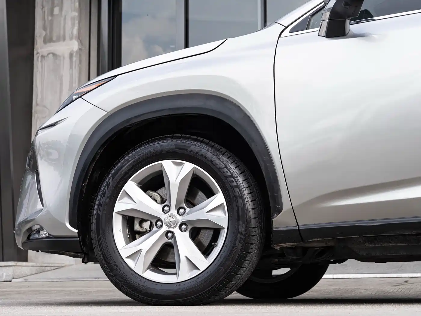 Lexus NX 2015 2015 300h AWD Edge Edition