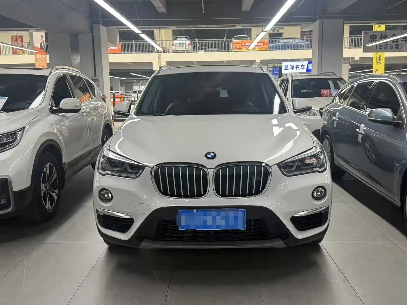 BMW X1 2018 sDrive20Li Leading Model фото 2