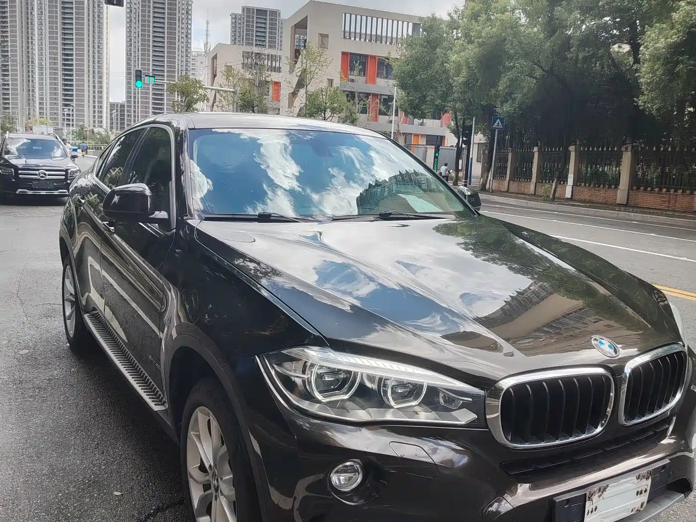 Фото 2 - BMW X6