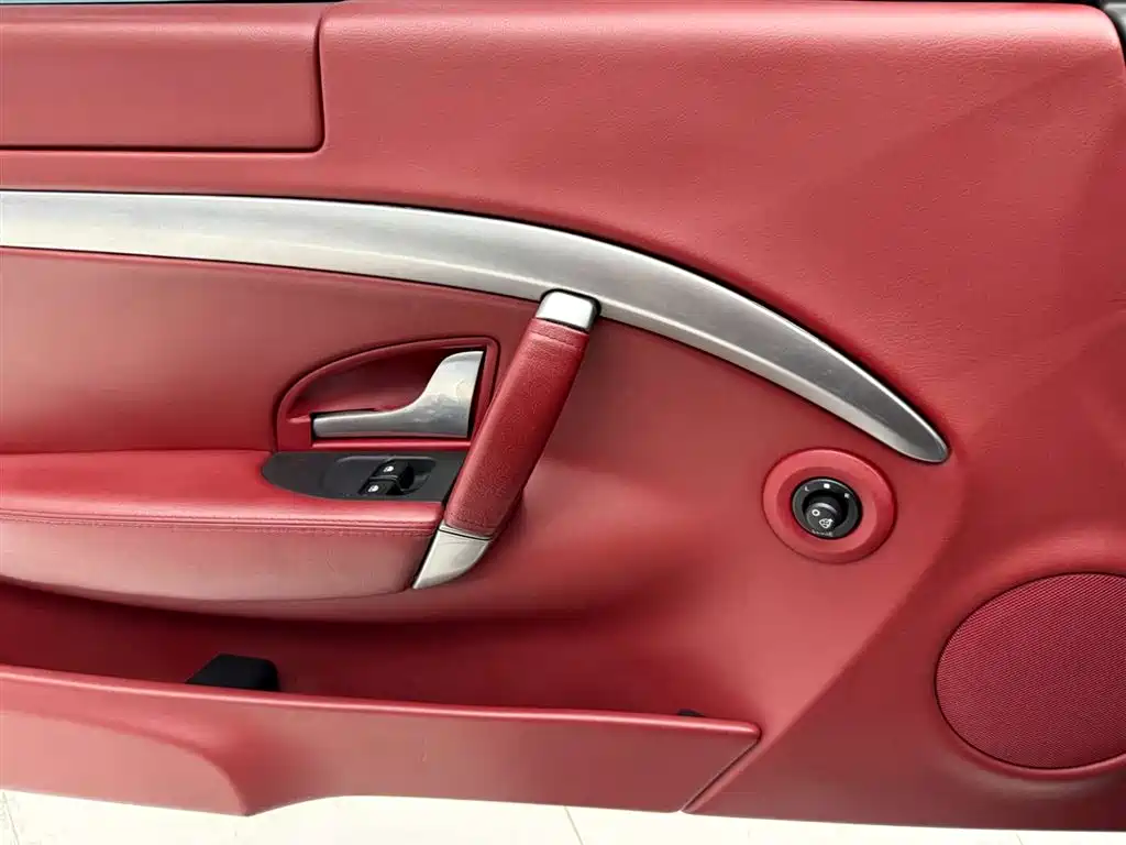 Maserati GranTurismo 2007 4.2L Standard фото 19