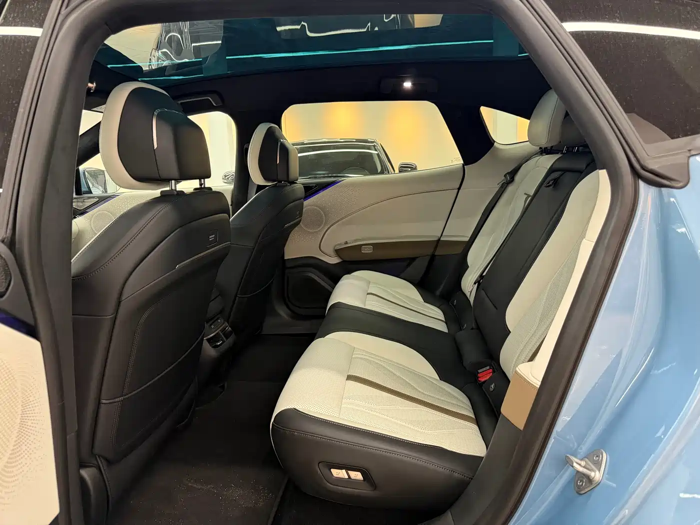 ZEEKR 007 2025 2025 RWD Smart Driving 75kWh