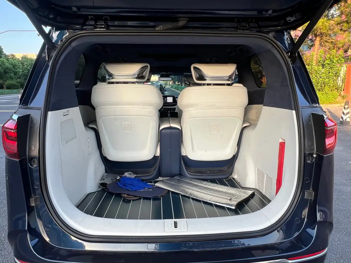 Photo 15 - Buick GL8