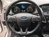 Фото 11 - Ford Focus