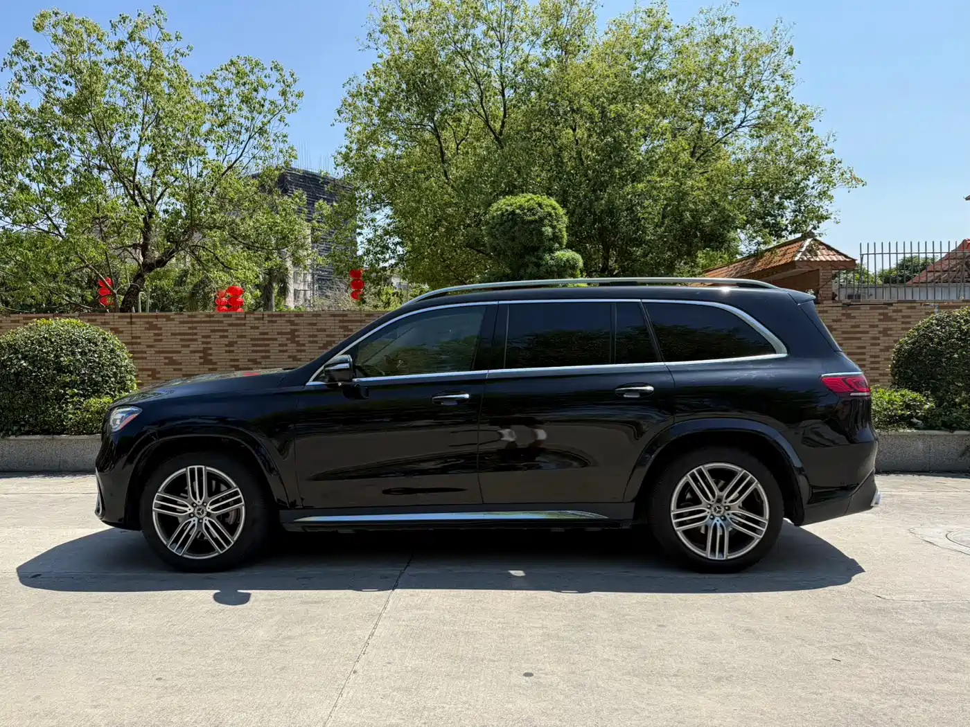 MERCEDES-BENZ GLS