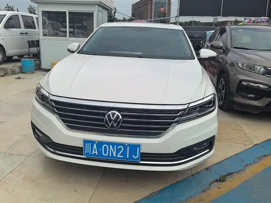 Volkswagen Lavida 2021 1.5L Auto Comfort Edition фото 2