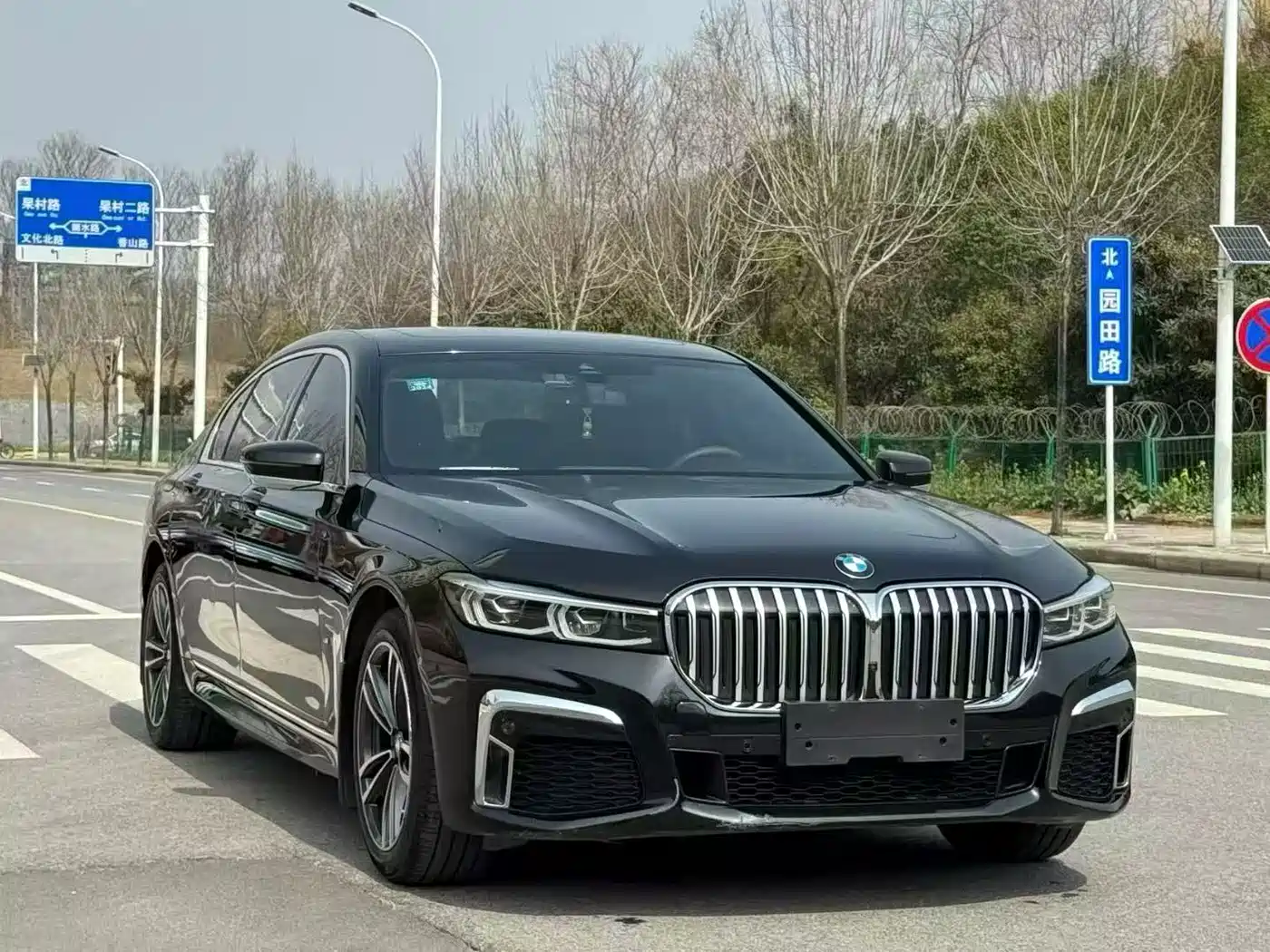 BMW 7 Series 2019 730Li M Sport Package фото 3