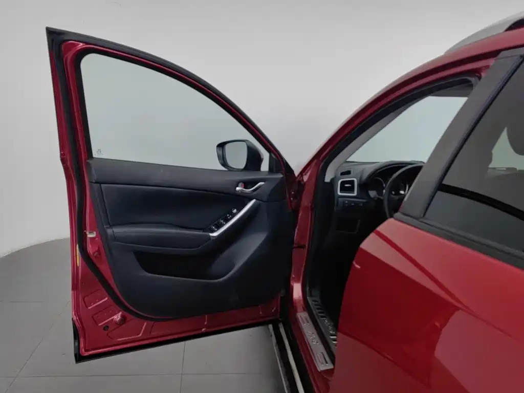 Фото 8 - Mazda CX-5
