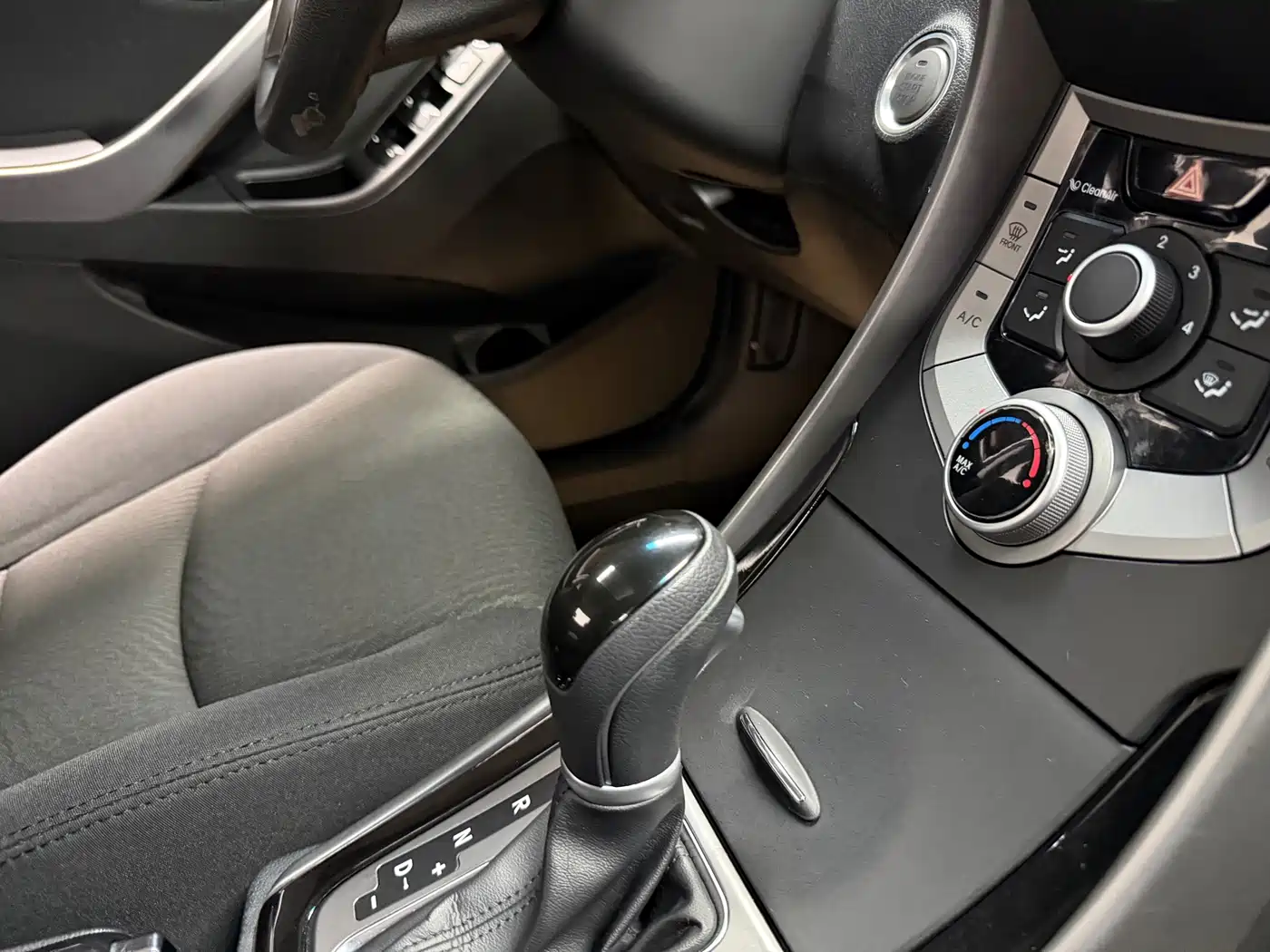 Hyundai Langdong 2017 2016 1.6L Automatic Premium Edition
