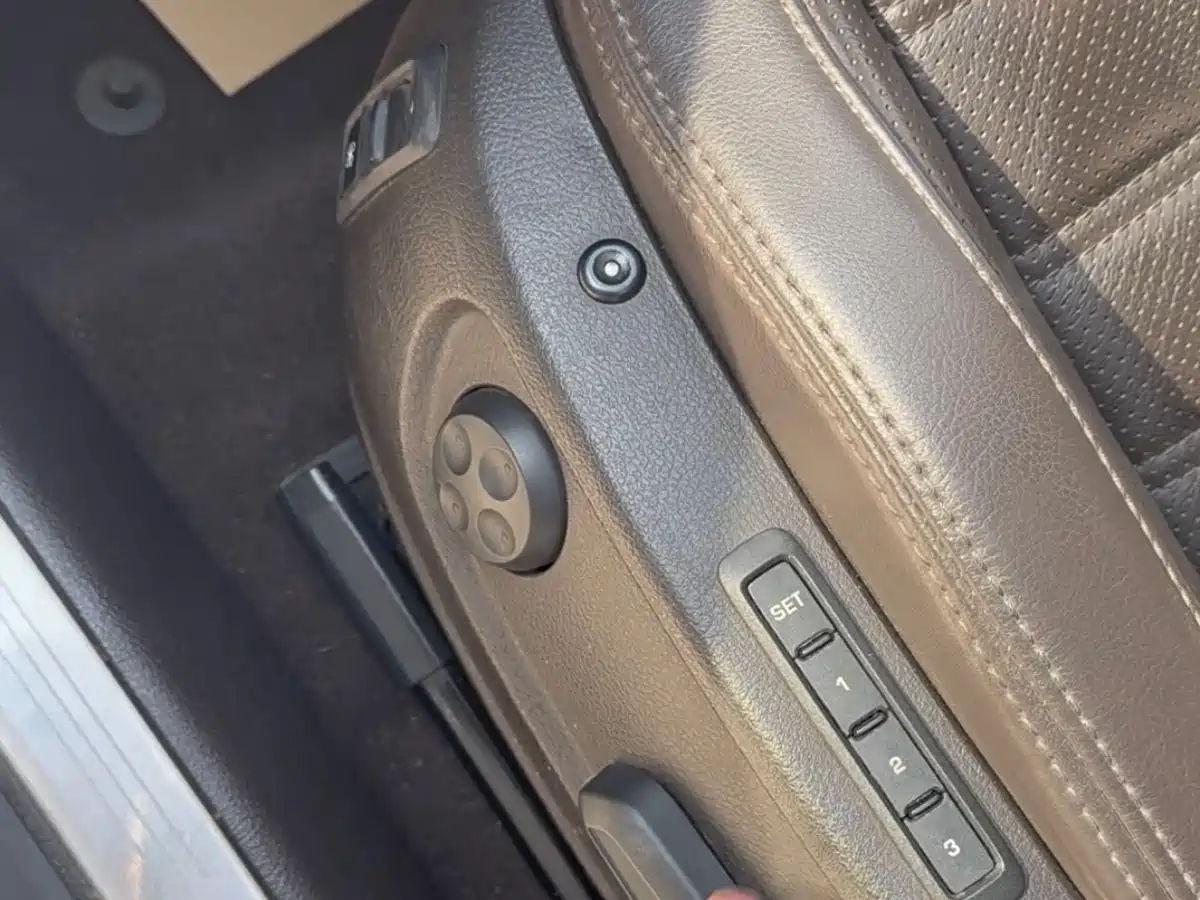 Volkswagen FAW-Volkswagen CC 2018 1.8TSI Luxury фото 15