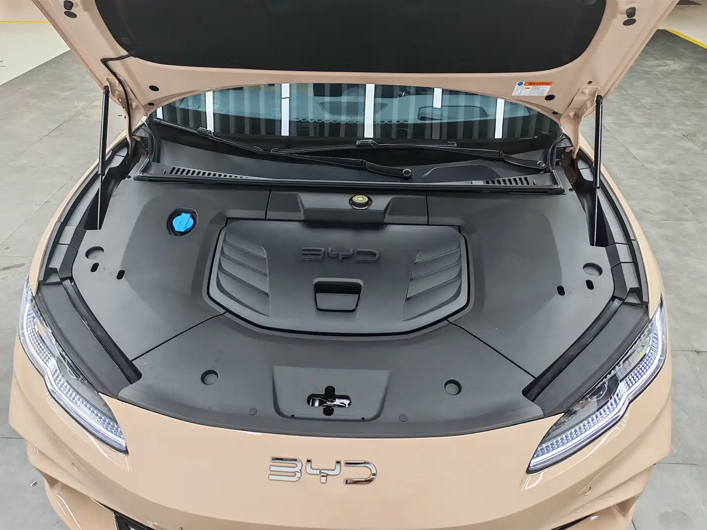 BYD Seal 06GT 2025 Smart Drive Edition 550 AWD Heat Wave фото 21