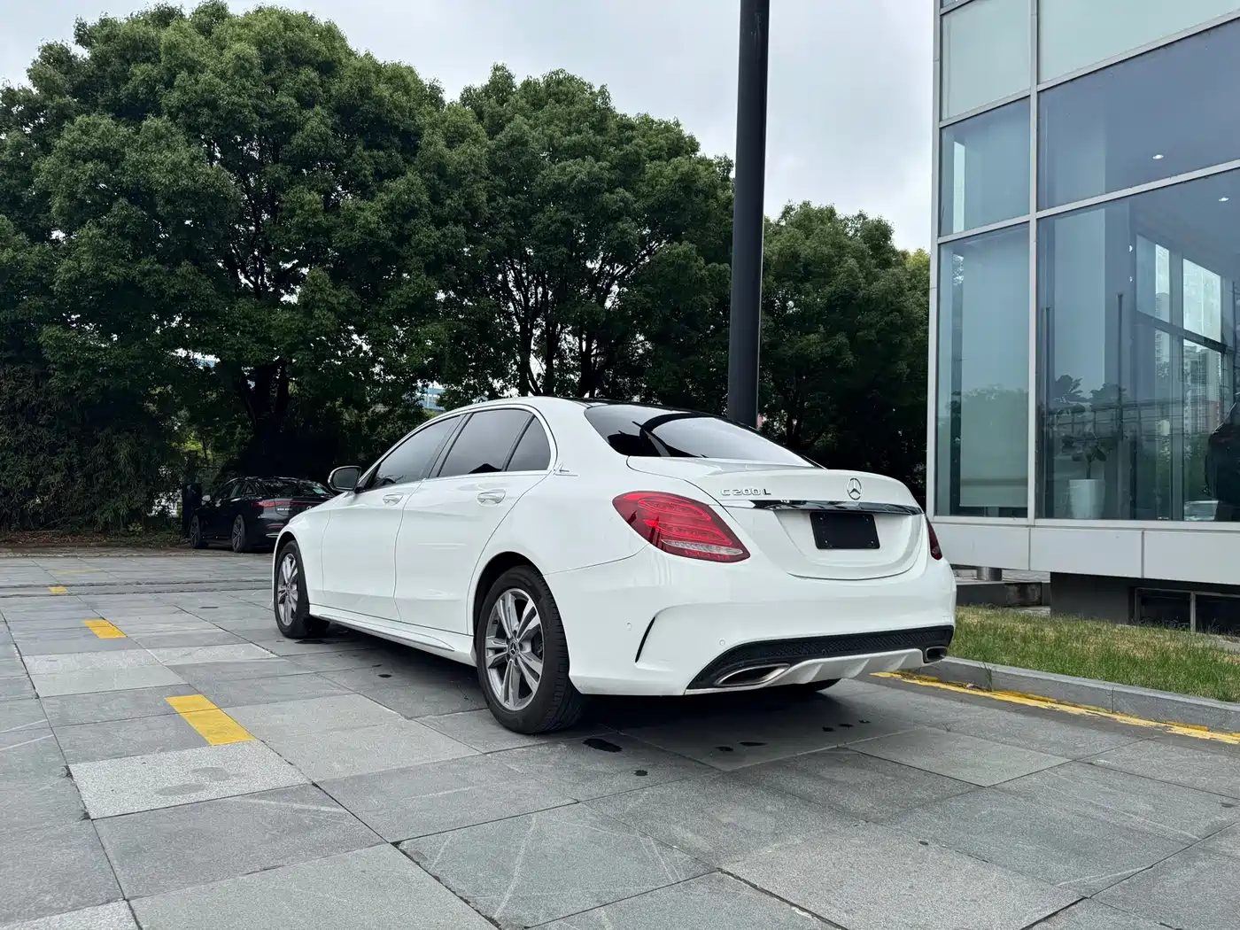 Mercedes-Benz C-Class 2017 Facelift C 200 L Sport Edition фото 15
