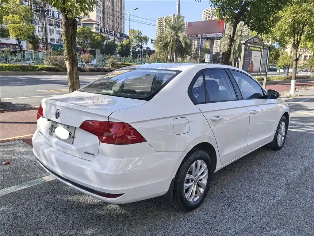 Volkswagen Bora 2018 1.5L Automatic Fashion фото 24