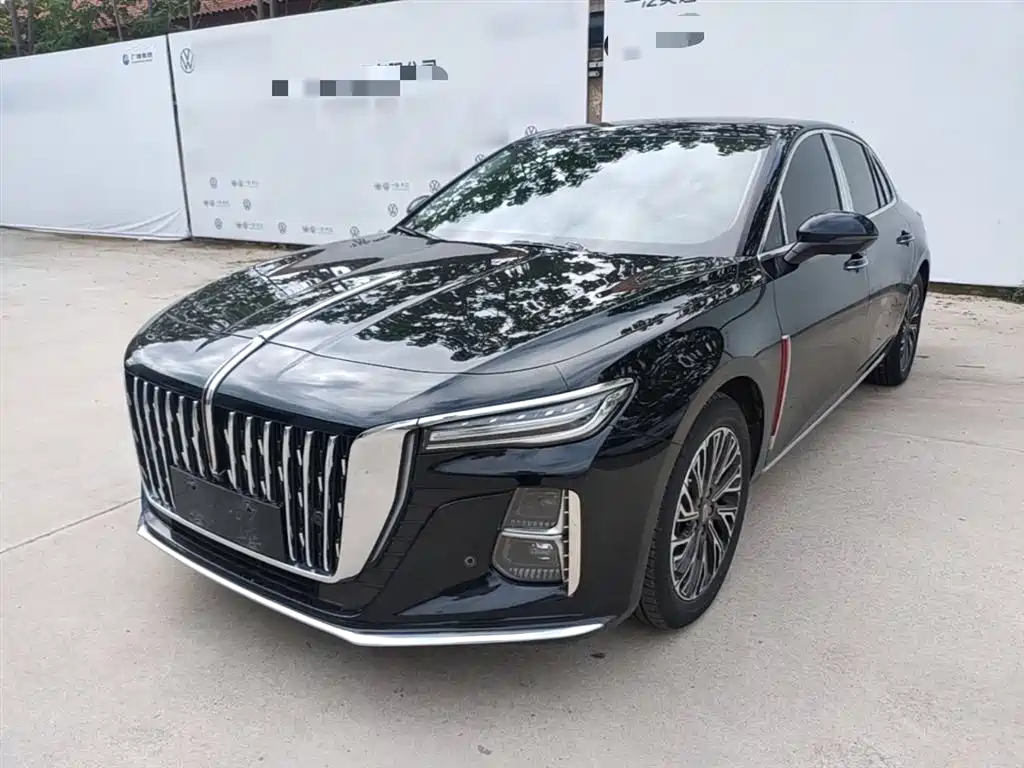 Hongqi H5 2024 2.0T Automatic Smart Connect Flag Smooth Edition