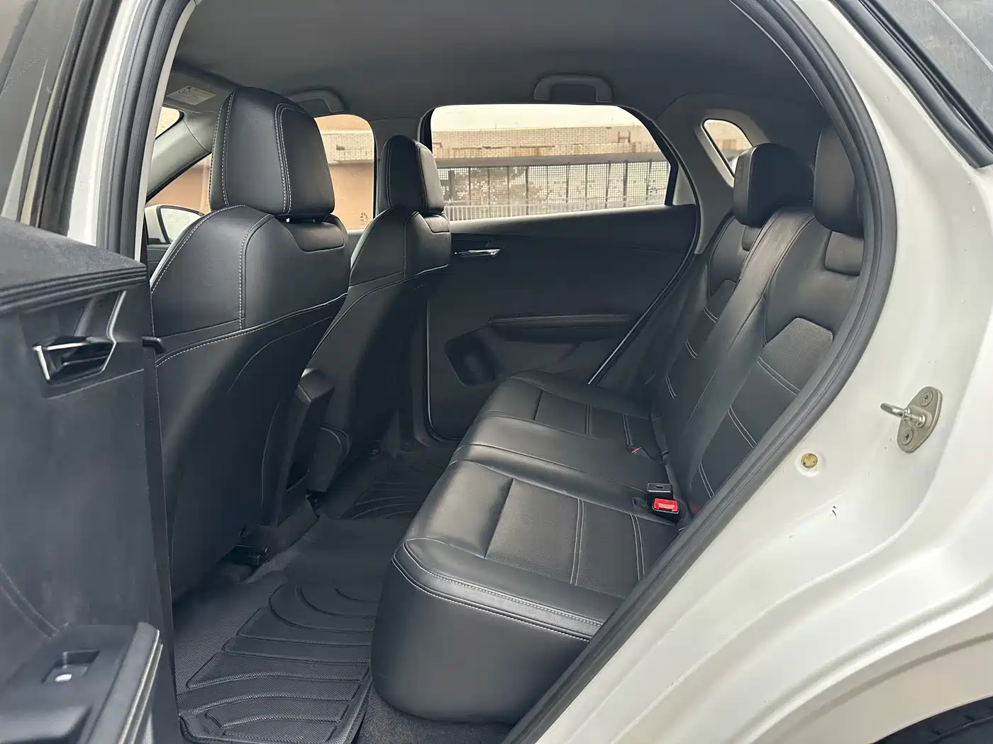 BYD e2 2019 400 Travel Edition фото 11