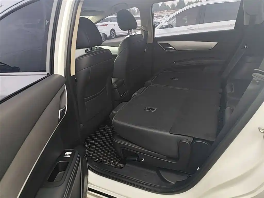 BYD Song MAX 2021 Upgrade 1.5T Automatic Premium Edition 7-Seater фото 17