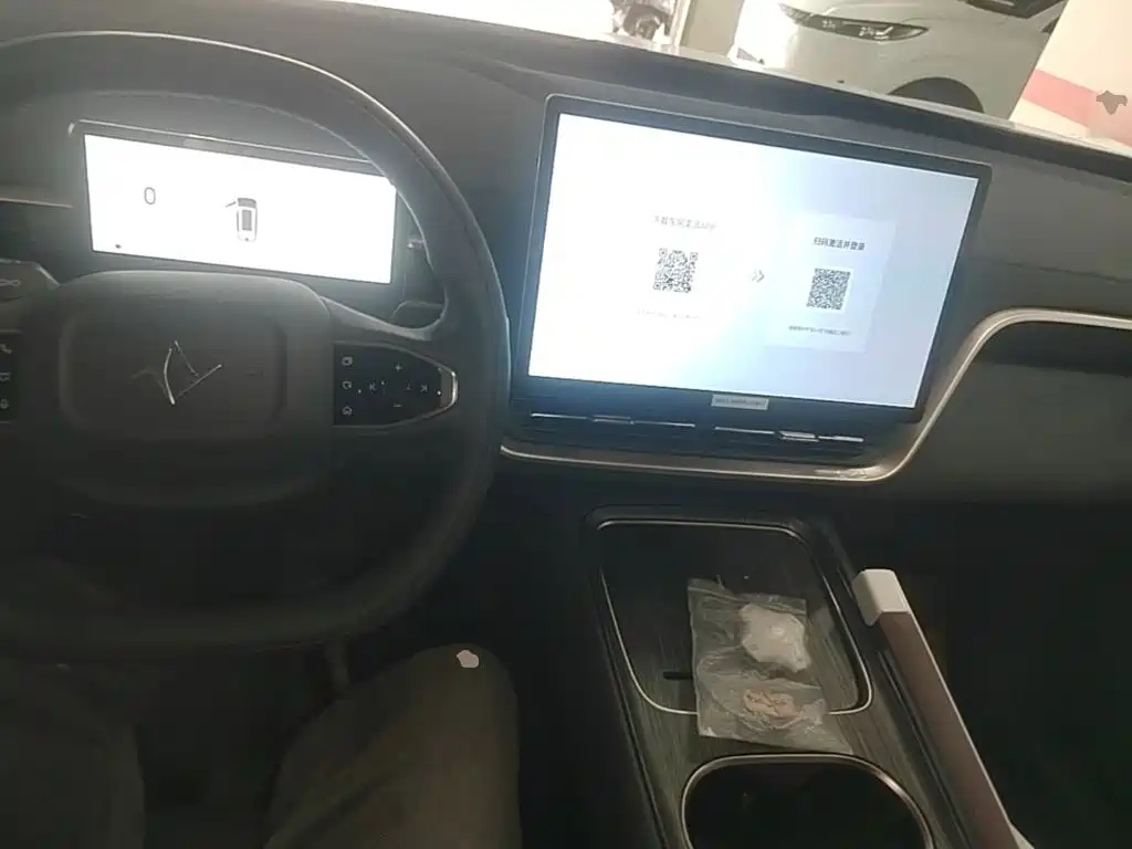 Dongfeng Yipai eπ008 2025 2024 636Max Pure Electric 6-Seater