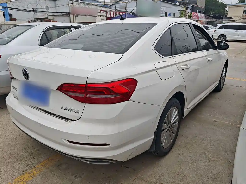 Volkswagen Lavida 2019 1.5L Auto Vision Edition China VI фото 8