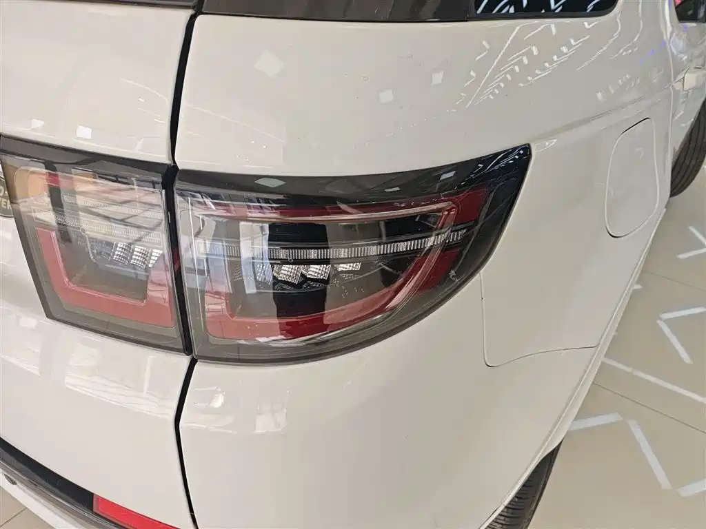 Land Rover Discovery Sport 2021 249PS R-Dynamic S Performance Edition фото 8