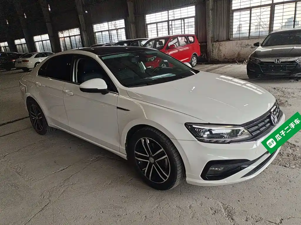 Volkswagen Lamando 2021 Facelift 280TSI DSG Comfort Edition фото 4