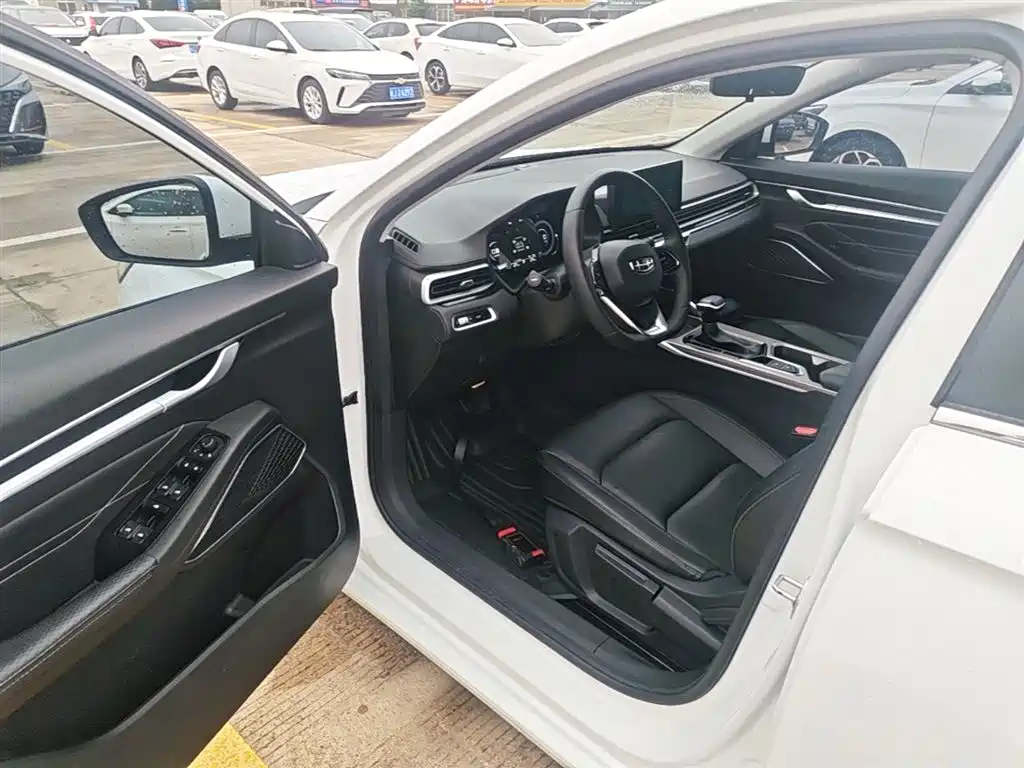 GEELY EMGRAND