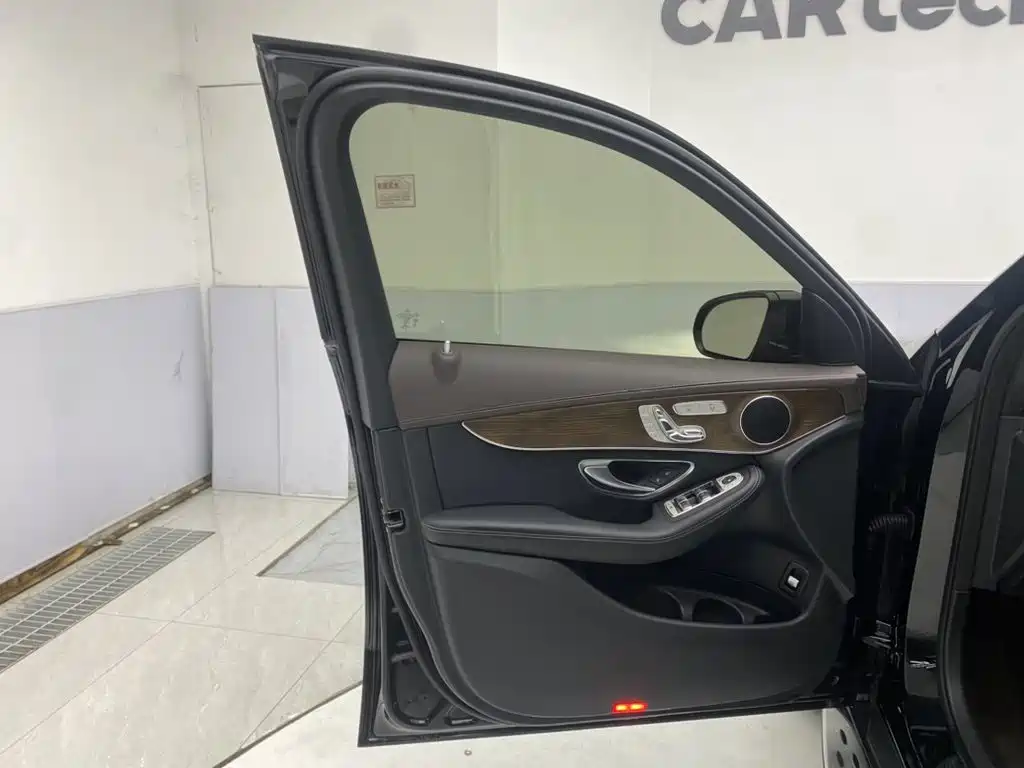 Mercedes-Benz GLC, миниатюра 16