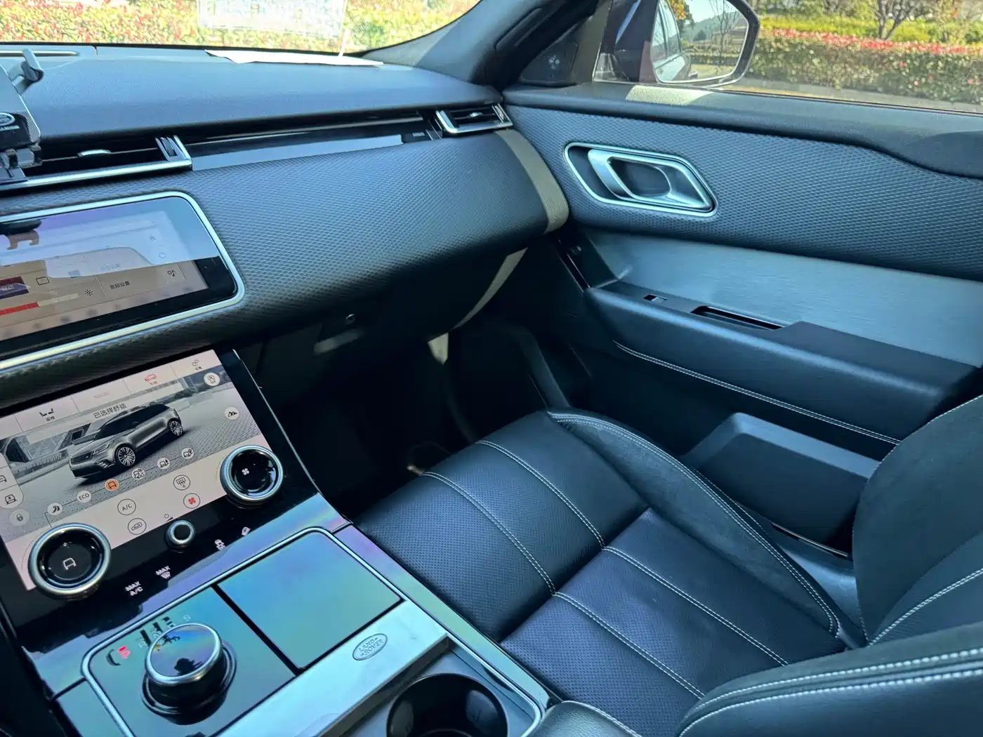 Land Rover Range Rover Velar 2017 P380 R-DYNAMIC S фото 9