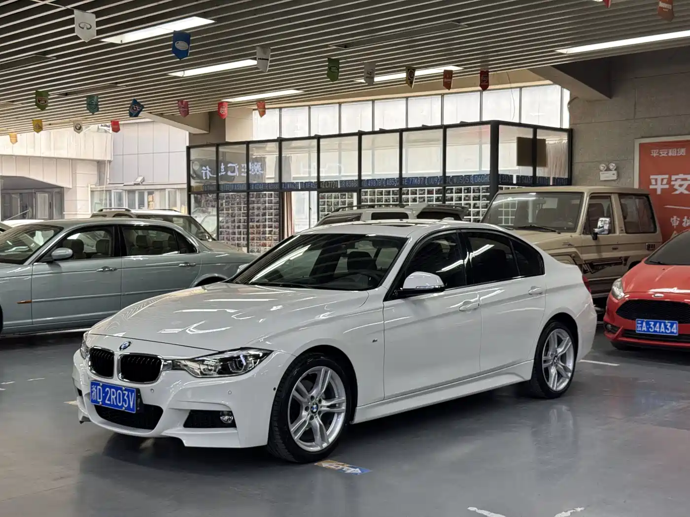 BMW 3 Series 2018 320i M Sport Package