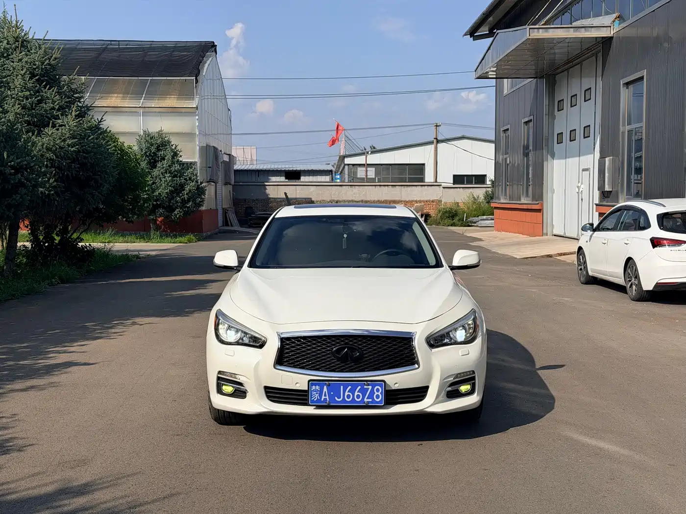 Фото 2 - Infiniti Q50L