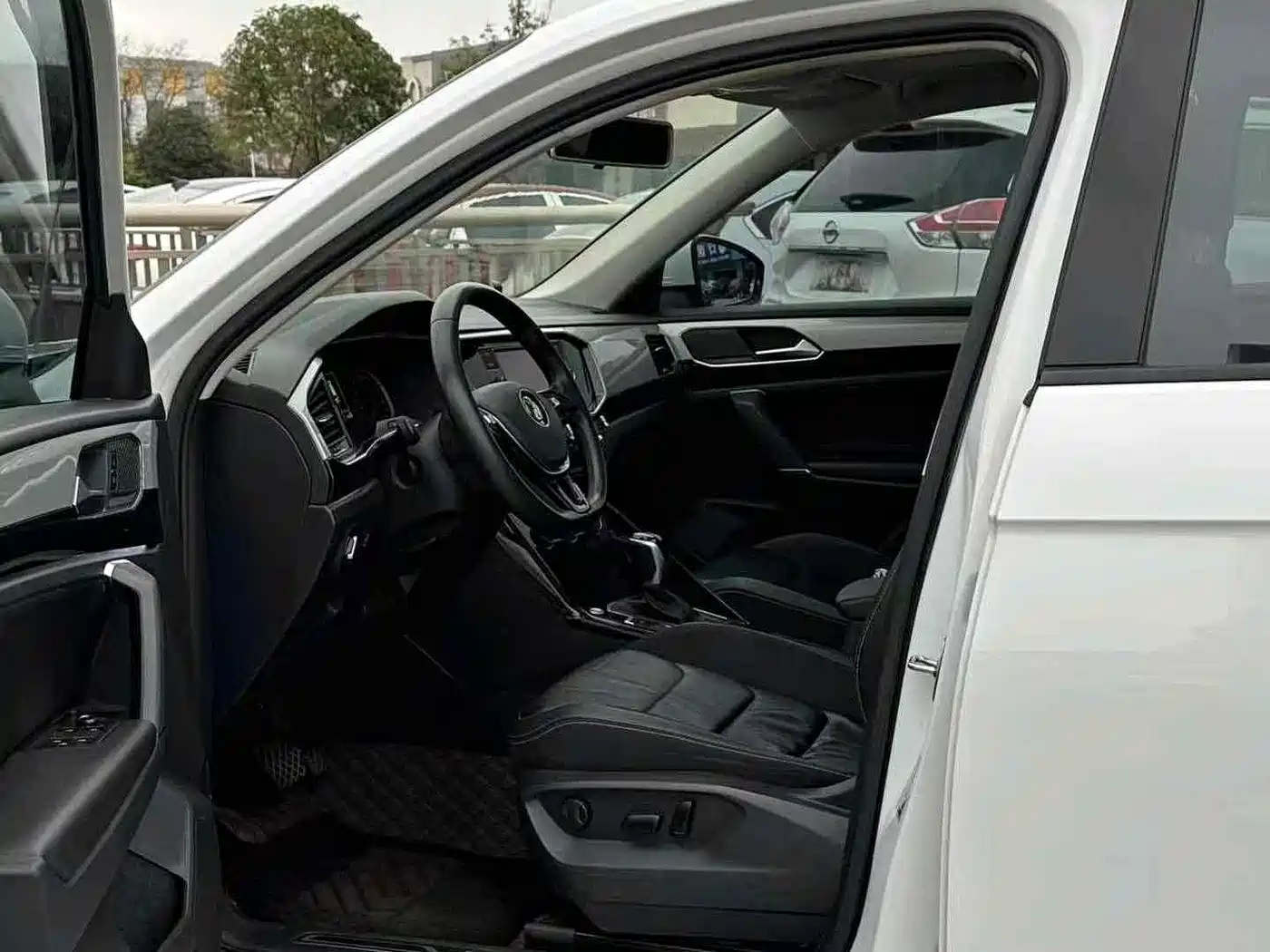Volkswagen Tayron 2019 330TSI 2WD Luxury China VI фото 7
