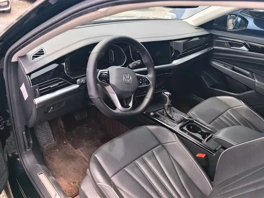 Volkswagen Passat 2024 380TSI Starlight Dragon Glory Edition фото 12