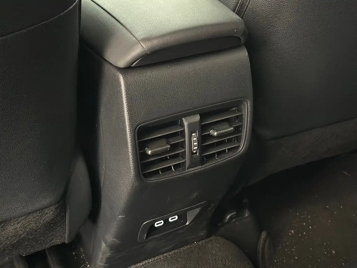 Toyota Frontlander 2023 2.0L CVT Luxury Edition фото 9