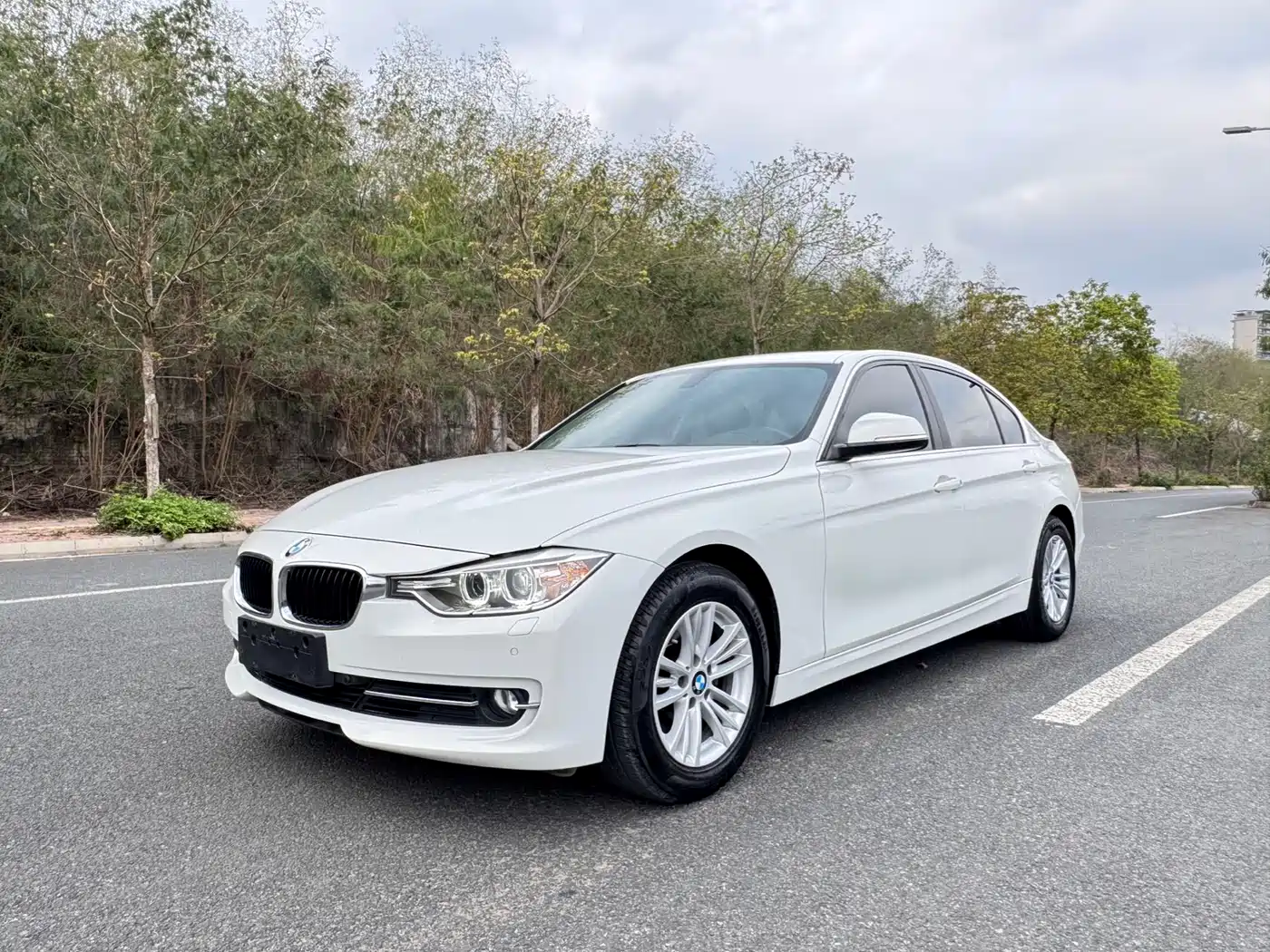 BMW 3 Series 2013 320Li Fashion Model