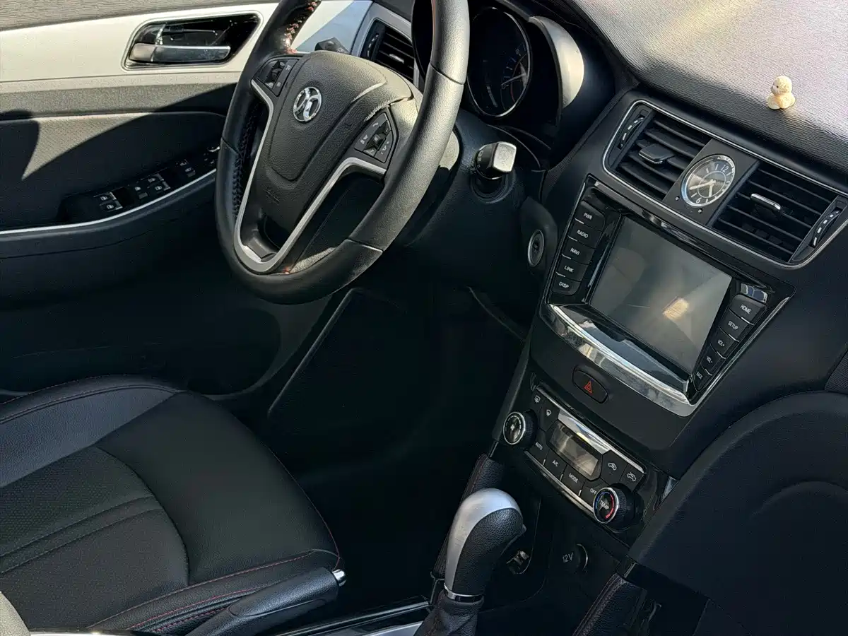 BAIC Senova X55 2018 2016 1.5T CVT Luxury Edition