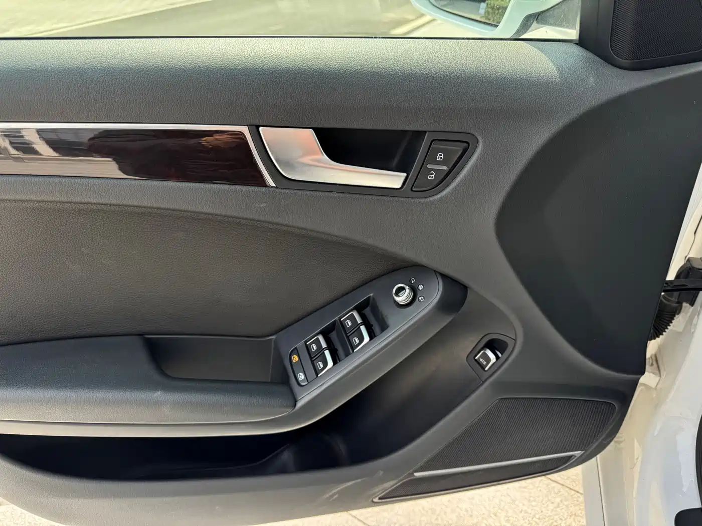 Audi A4L 2013 35 TFSI Automatic Comfort фото 6