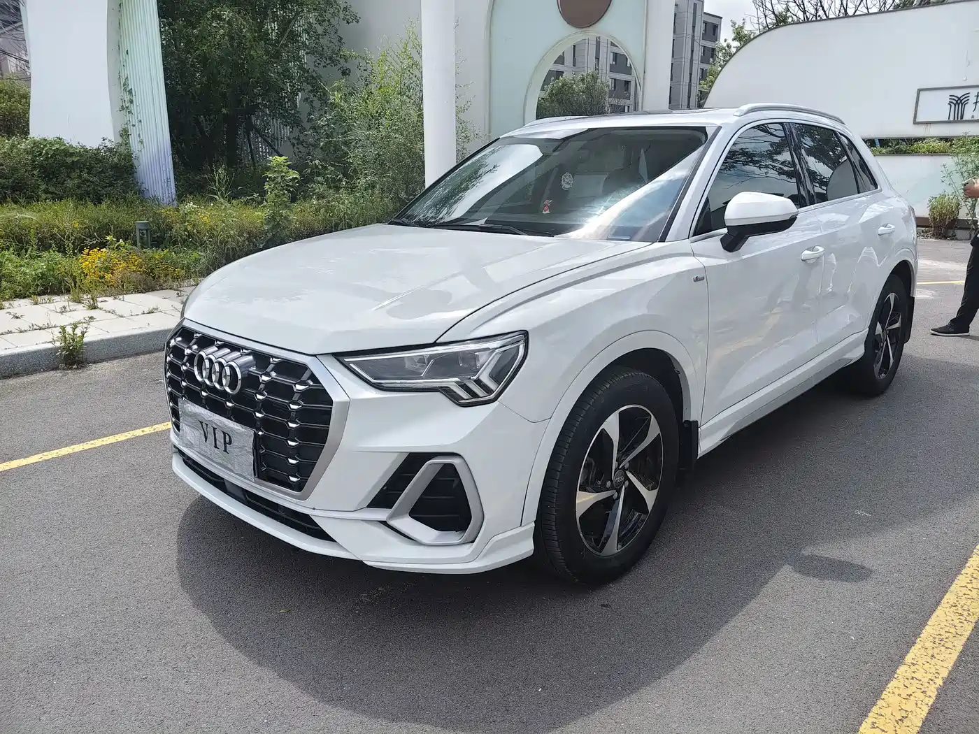 Фото 1 - Audi Q3