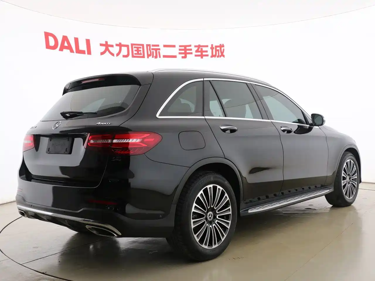 Mercedes-Benz GLC 2018 GLC 260 4MATIC Dynamic фото 16
