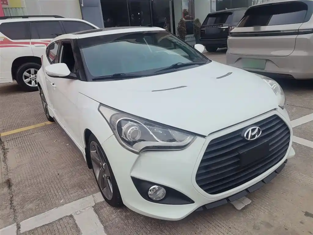 Hyundai Veloster 2012 1.6T Automatic Luxury фото 23